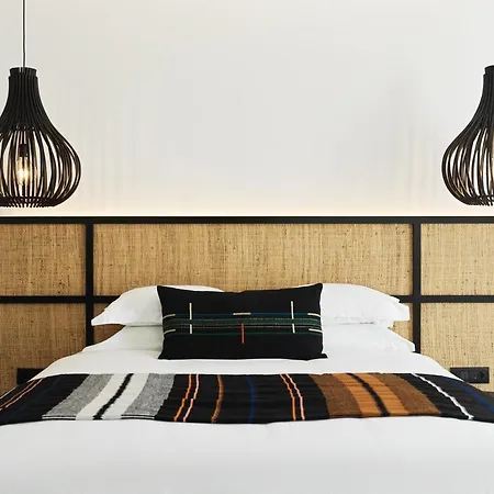 Kouros & 5* Mykonos Town