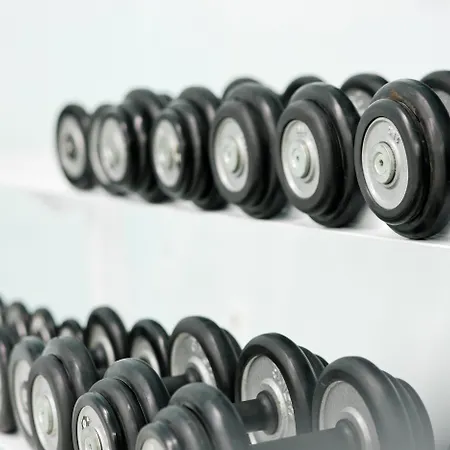 코우로스 호텔&스위트 5*