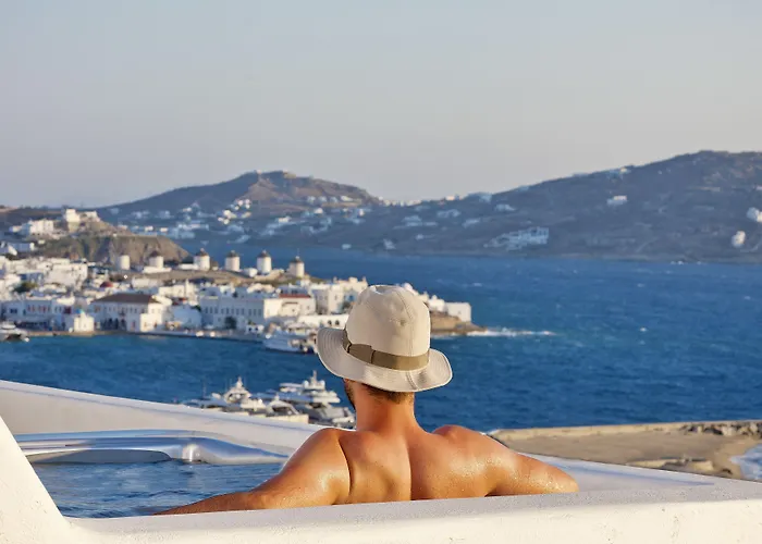 Kouros Hotel&suites Hotel