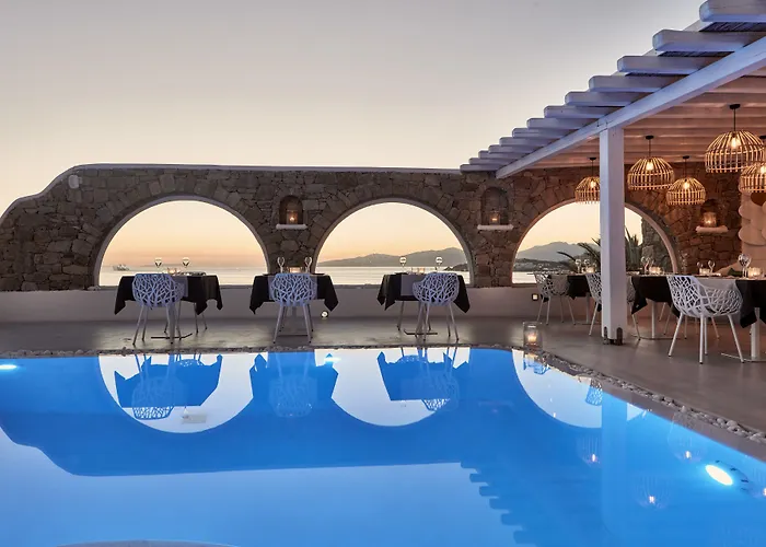 Kouros Hotel&suites Hotel