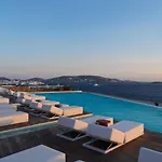 Kouros Hotel&suites
