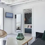 Kouros Hotel&suites