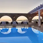 Kouros Hotel&suites Hotel