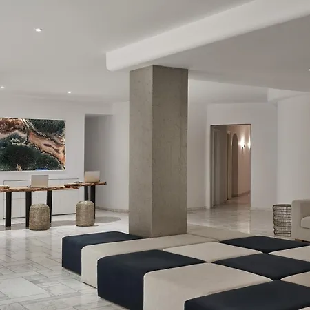 أجنحة وفندق كوروس 5*