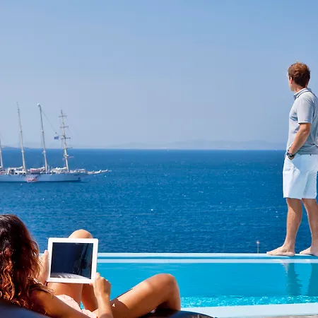 Kouros & Hotell 5*