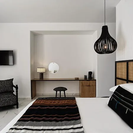 Kouros & Hotell Mykonos Town