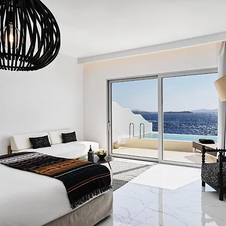 Hotell Kouros & 5*
