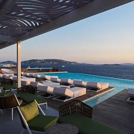 Hotell Kouros &