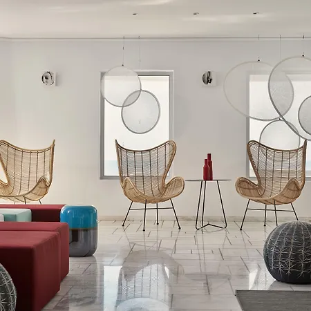 أجنحة وفندق كوروس Mykonos Town