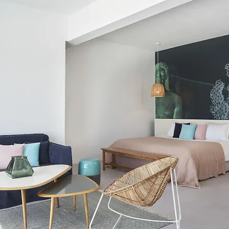 أجنحة وفندق كوروس فندق Mykonos Town