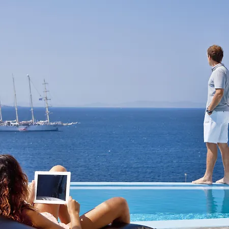 أجنحة وفندق كوروس 5* Mykonos Town