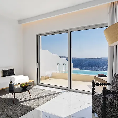 أجنحة وفندق كوروس فندق Mykonos Town